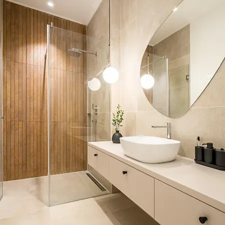 Modern Flat In With Pinkflamingo Apartman