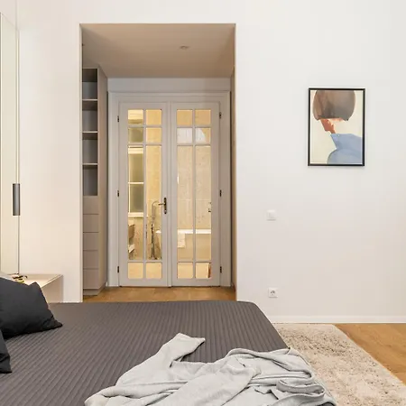 Apartment Modern Flat In With Pinkflamingo Budapest